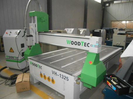 Фрезерный станок с ЧПУ WoodTec H 1325