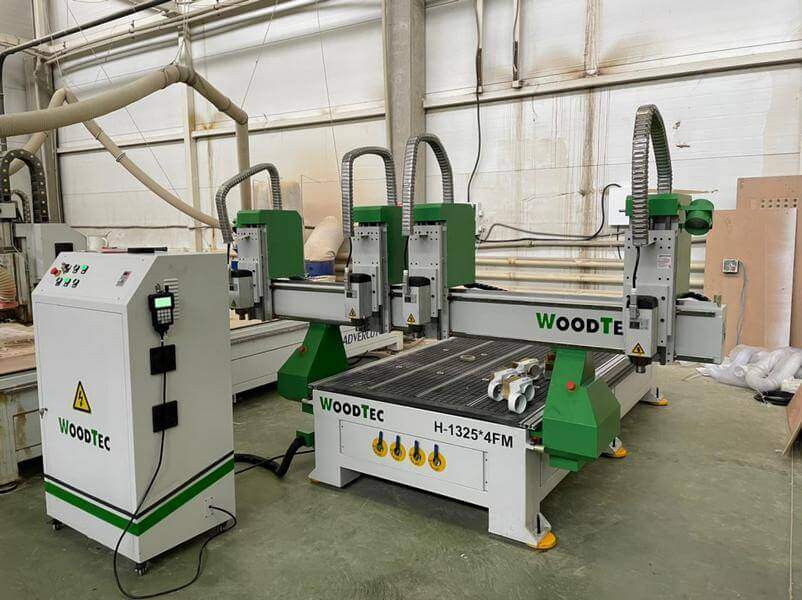 Фрезерно-гравировальный станок с ЧПУ WoodTec H 1325 4FM