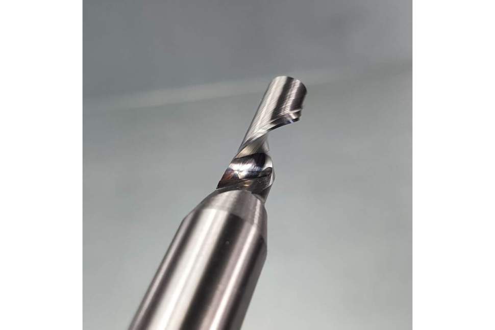 Фреза спиральная по алюминию Z1 D=5x17x60 S=8 Rotis 138.051760AL1-8