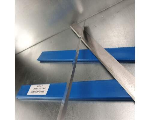 Нож строгальный 640x30x3 (HSS 18% W качество) Rotis 789.6403003HSS