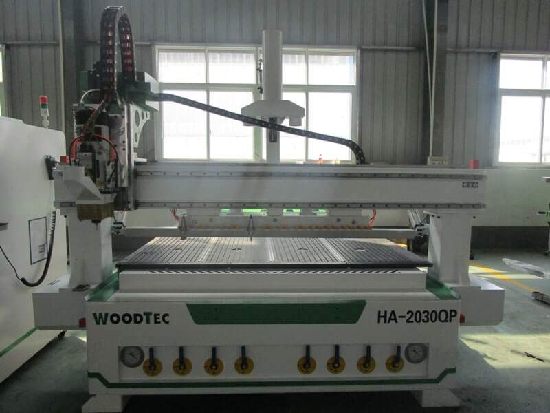 Фрезерно-гравировальный станок с ЧПУ WoodTec HA 2030 QP